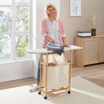 Table à repasser avec panier à linge