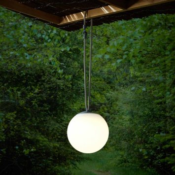 Lampe solaire sphérique à suspendre