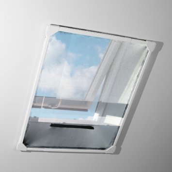 Moustiquaire pour fenêtre de toit