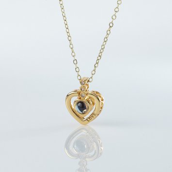 Collier avec message caché