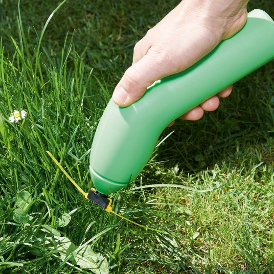 Op batterijen werkende grastrimmer 