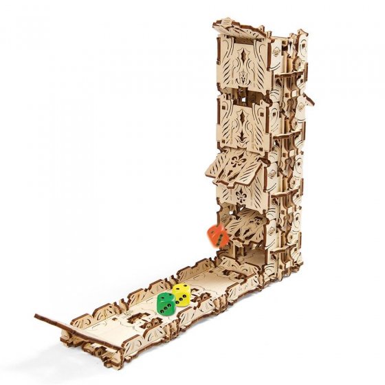 Houten dobbeltoren en bekers 