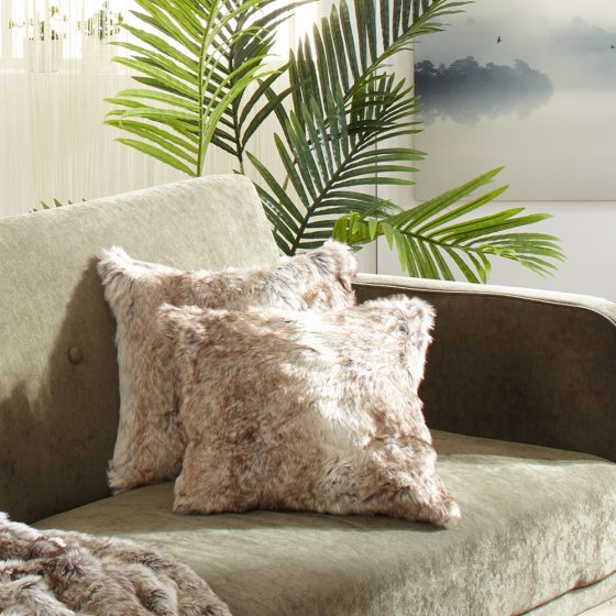 Housses de coussin en fausse fourrure aspect « loup » Lot de 2  