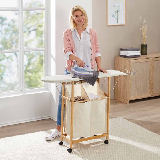 Table à repasser avec panier à linge 