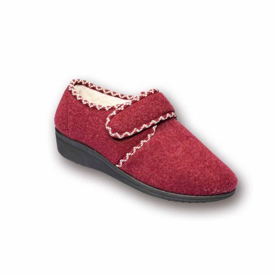 Pantoffels met wol en klittenbandsluiting 