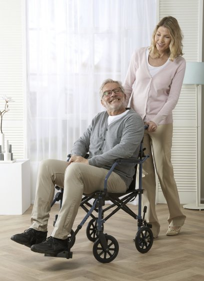 Fauteuil roulant de transport 