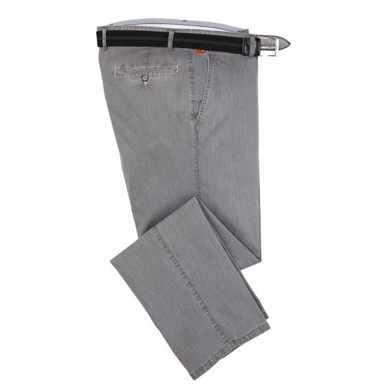 Pantalon en coton, entretien facile 