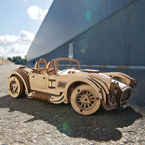 Maquette en bois voiture coupé sur Ennapurna