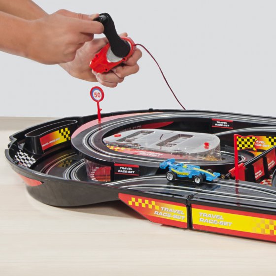 Circuit automobile à dynamo 