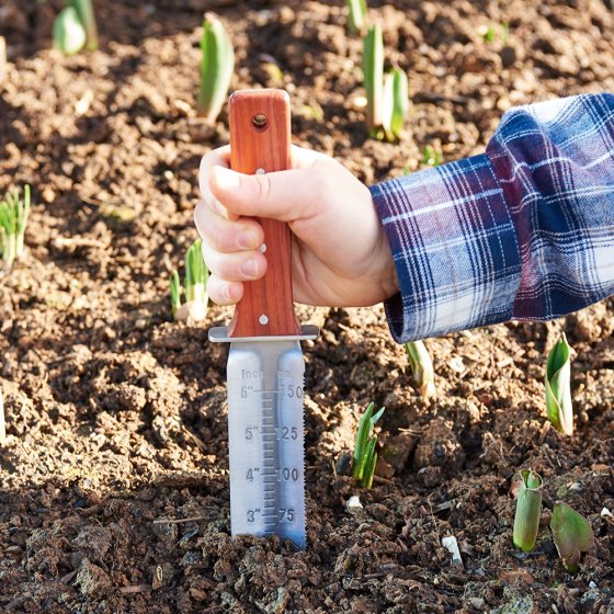 Japans plantenmes ’Hori Hori’ 