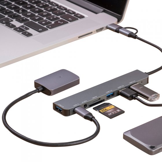 Station d'accueil dans un boîtier métallique 