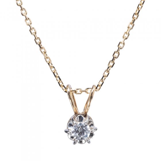 Collier en or avec diamant 