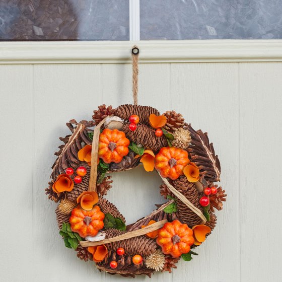 Herfstkrans voor aan de deur 