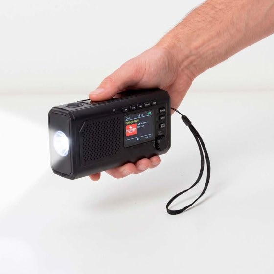 Radio DAB+ à manivelle et solaire avec écran couleur 