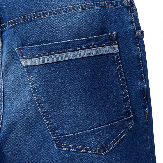 Jeans met contrasten 