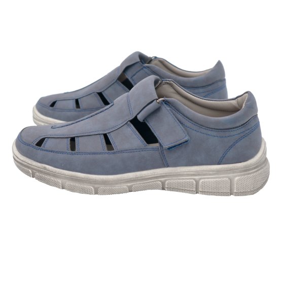 Chaussure à velcro avec trous 