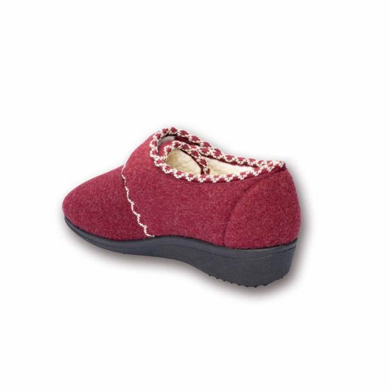 Pantoffels met wol en klittenbandsluiting 