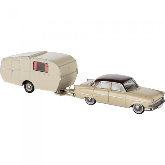 Opel Kapitän met caravan 