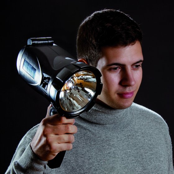 Lampe torche solaire 