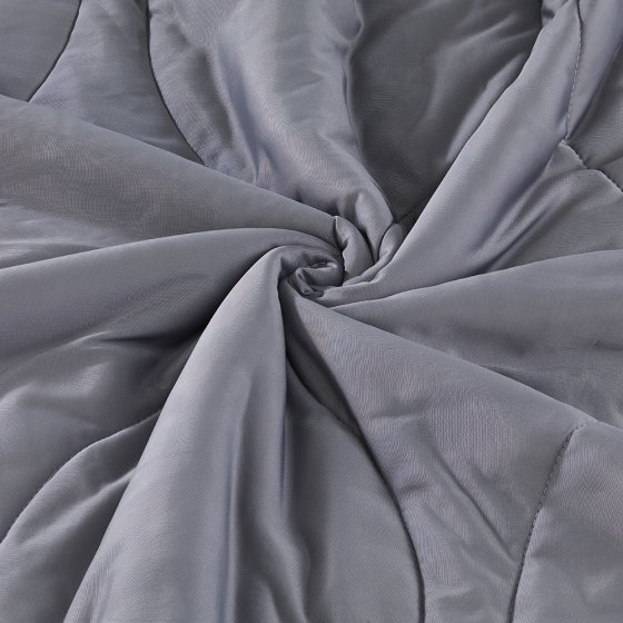 Couette d'été à effet rafraîchissant 