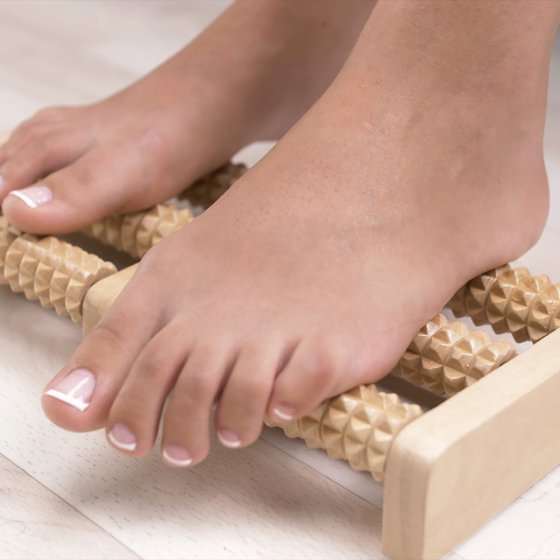 Rouleau de massage en bois pour les pieds 