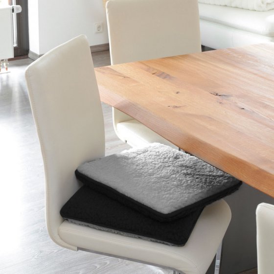 Stoelkussen van scheerwol in een set van 2 