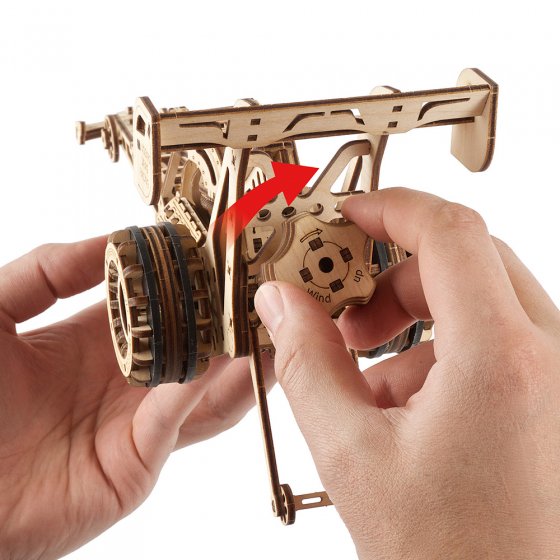 Maquette en bois : dragster 