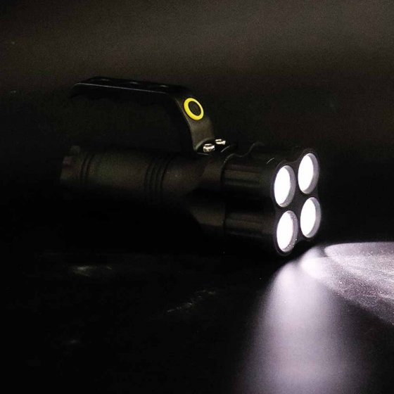 Zaklamp met 4 leds en handvat 