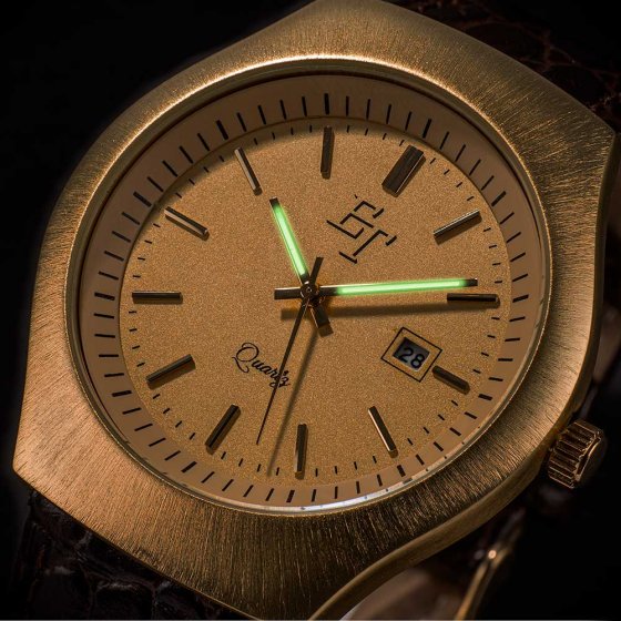 Votre cadeau : la montre « Gold » 
