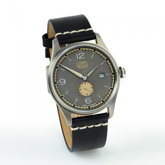 Titanium horloge UMF Ruhla 