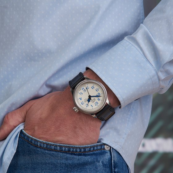 Montre automatique « UMF Ruhla » 