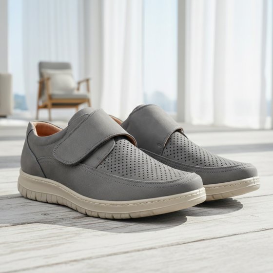 Chaussure à velcro ultra-légère 