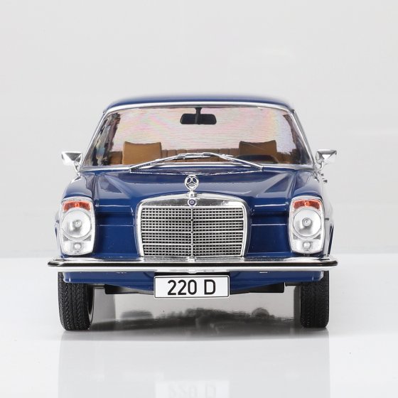 Mercedes-Benz 220 D/8 