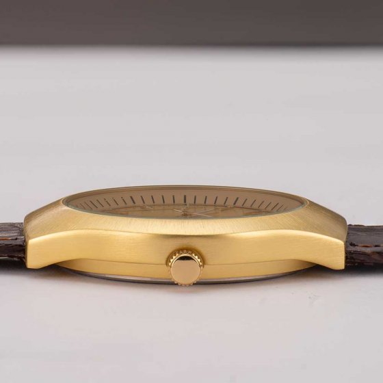 Votre cadeau : la montre « Gold » 