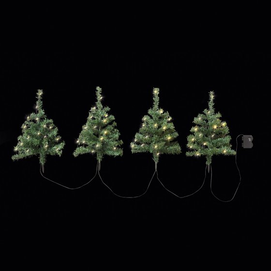 Quatuor de sapins illuminés 