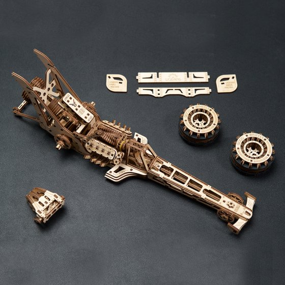 Maquette en bois : dragster 