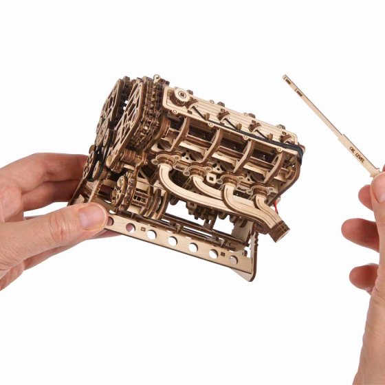 Houten modelmotor V8 