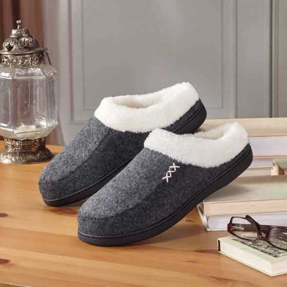 Pantoufles avec semelle à mémoire de forme 