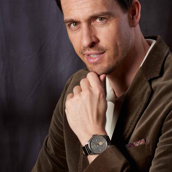 Montre titane UMF Ruhla 