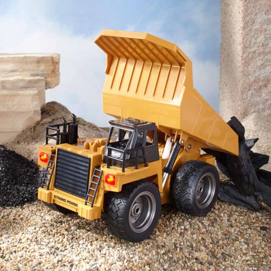 Tombereau radiocommandé 