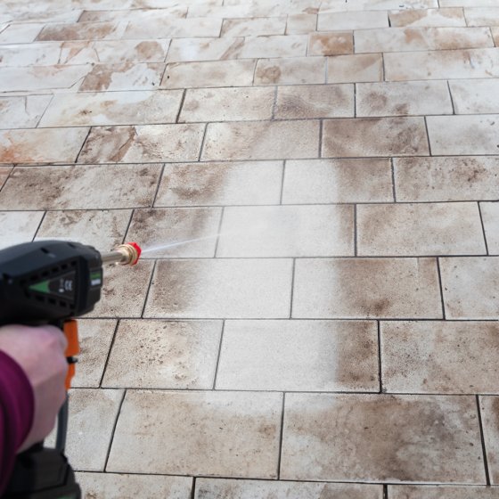 Nettoyeur à pression sans fil « HydroBlast » 